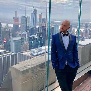 Meet your Posher, Johnny